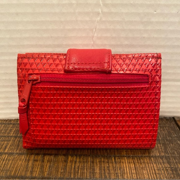 VINTAGE 1983 Liz Claiborne Red Leather Crossbody Bag and Matching Wallet - Picture 15 of 16